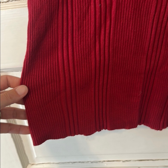 Red Ribbed Women's Blouse - Picture 5 of 5
